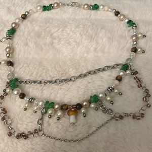 Handmade green/brown pearl silver chain necklace with mushroom charm!🍄